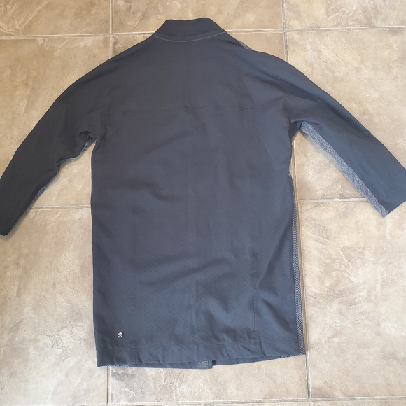 Lululemon Cocoon Car Coat - Picture 2 of 6